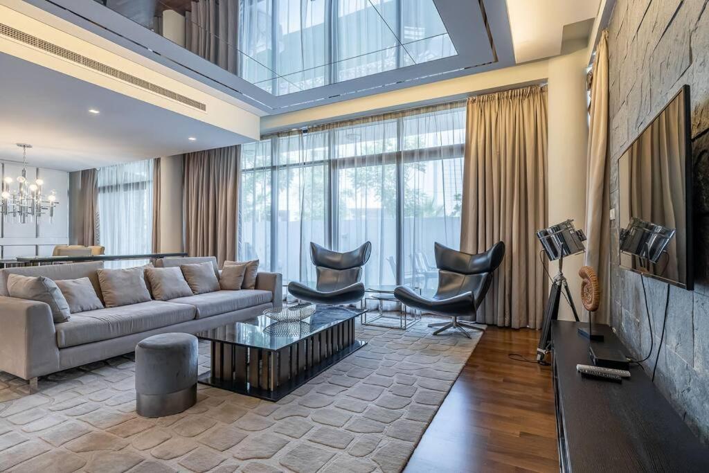 Spacious And Elegant 5Br Plus Maids Room Villa In Damac Dubaj Zewnętrze zdjęcie